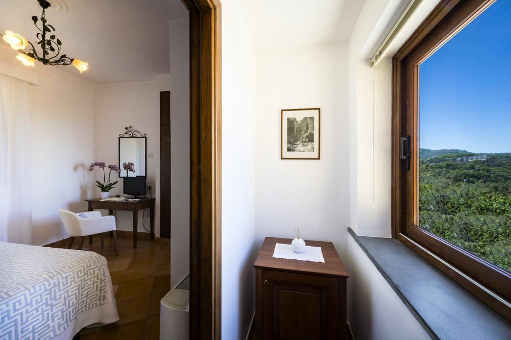 Agriturismo Antico Casale Colli Di San Pietro Piano di Sorrento Exterior photo