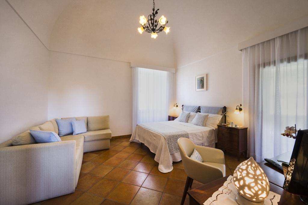 Agriturismo Antico Casale Colli Di San Pietro Piano di Sorrento Exterior photo