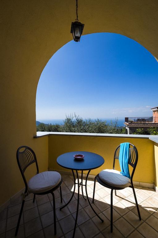 Agriturismo Antico Casale Colli Di San Pietro Piano di Sorrento Exterior photo