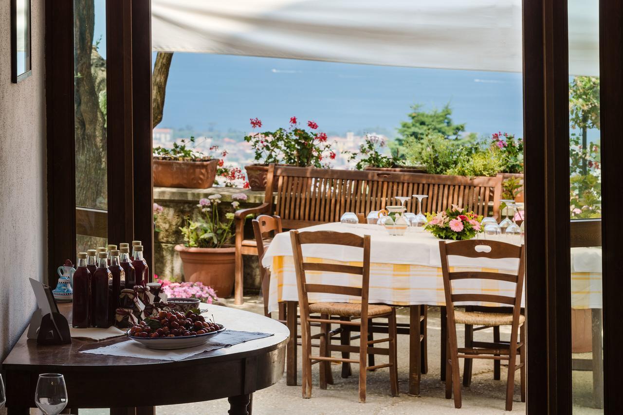 Agriturismo Antico Casale Colli Di San Pietro Piano di Sorrento Exterior photo